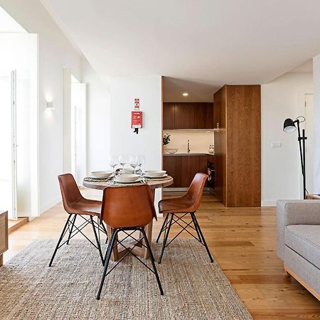 Stunning Duplex Near River By Lovelystay Порто Екстериор снимка